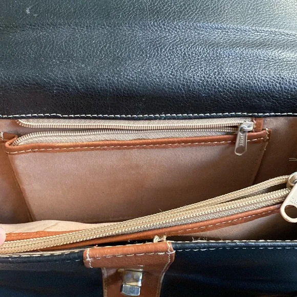 Vintage Dooney& Bourke bag - Picture 4 of 7